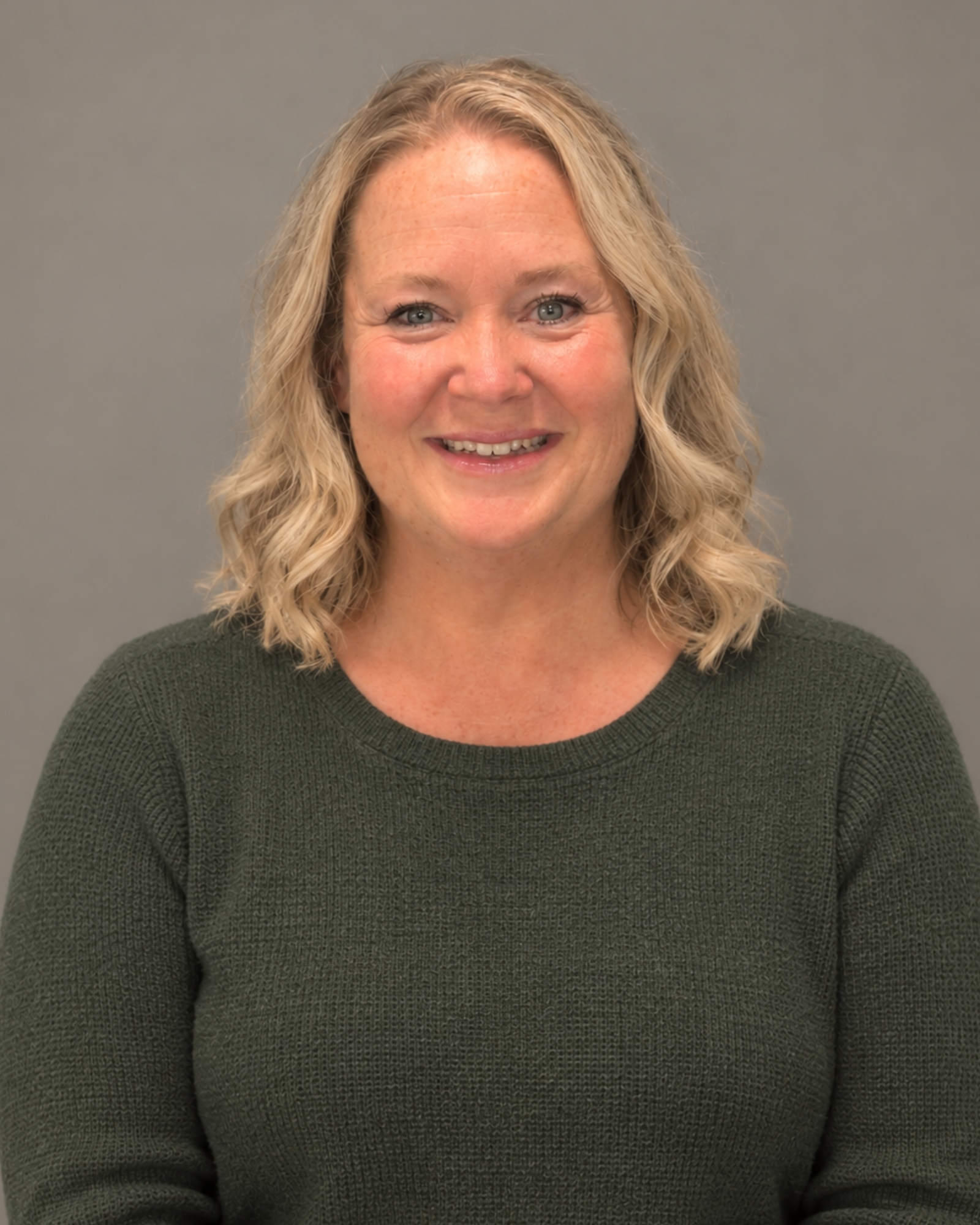 Wendy New Headshot 